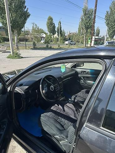 кпп тди: Volkswagen Passat: 2002 г., 1.8 л, Кол менен иштөөчү, Бензин, Седан — 4
