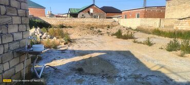 Torpaq sahələrinin satışı: 6 sot, Mülkiyyətçi, Bələdiyyə — 1