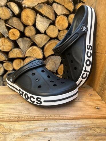 Кроссовки и спортивная обувь: Мужские кроссовки, 43, Crocs, Новый, цвет - Черный, Бесплатная доставка