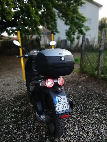 cerada za motor: PIAGGIO CARNABY | Piaggio 125cc u odličnom stanju Uvoz iz Švajcarske — 1