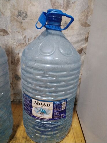 Su: 20 litrlik "Sirab" mineral suyu qabı. Evdə və ya ofisdə istifadə üçün