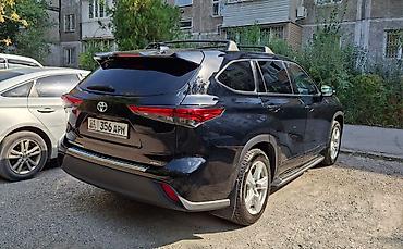 Транспорт: Toyota Highlander: 2021 г., Бензин, Кроссовер — 3