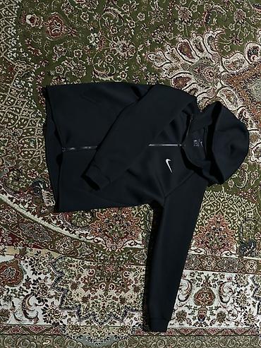 Толстовки: Черная мужская худи Nike с капюшоном и молнией во всю длину. - — 1
