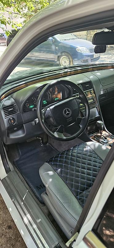 e39 rul: Mercedes-Benz C sinfi sedan (W202) – ağ rəngli, avtomatik ötürmələr — 8