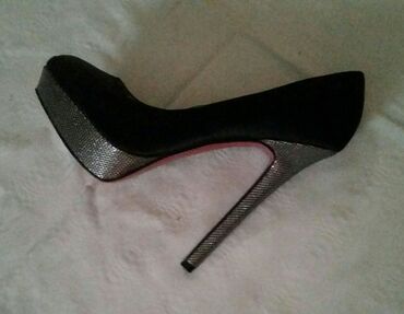 Shoes: Pumps, 40