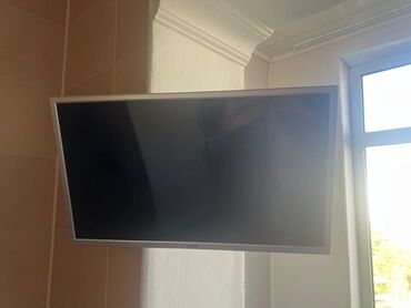 Televizorlar: İşlənmiş Televizor Eurolux LED ekran 24" FHD (1920x1080), Ödənişli çatdırılma — 2