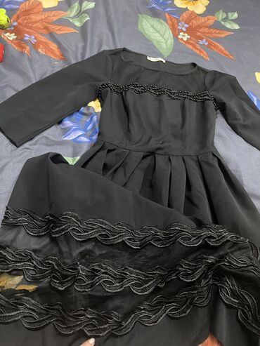 вечерние платья для мамы и дочки: Вечернее платье, С рукавами, 3XL (EU 46)