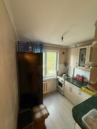 Продажа квартир: 3 комнаты, 58 м², 104 серия, 2 этаж, Косметический ремонт