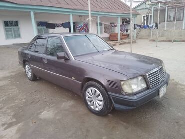 фолсваген б 5: Mercedes-Benz E-Class: 1993 г., 2.5 л, Механика, Дизель, Седан