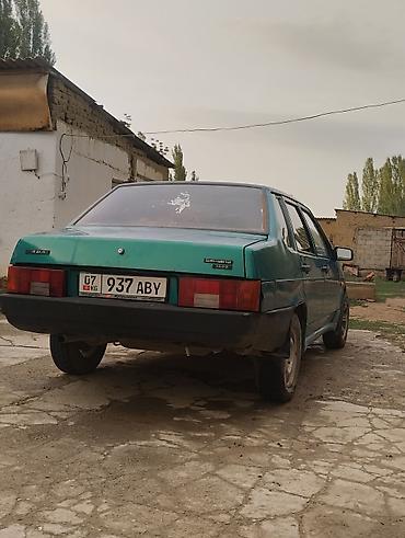 Унаа: ВАЗ (ЛАДА) 21099: 2001 г., 1.5 л, Кол менен иштөөчү, Бензин, Седан — 2