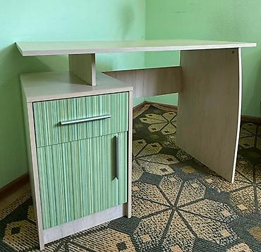 study table: Компьютерный стол, Б/у, С полками — 2