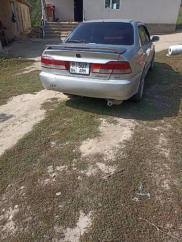 Honda Accord: 1998 г., 0.2 л, Автомат, Бензин, Седан