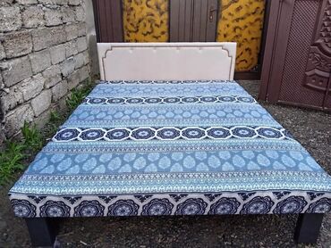 Mebellərin yığılması: Təzə çarpayılar. 1 nəfərlik çarpayılar 60manat. 2 nəfərlik taxt — 4