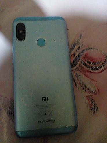 pes 19: Xiaomi Mi A2 Lite, 32 GB, rəng - Göy, 
 İki sim kartlı — 2
