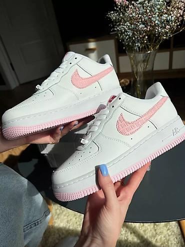 Кроссовки Nike Air Force 1 Low Новые, покупала в Германии Размер 39 -