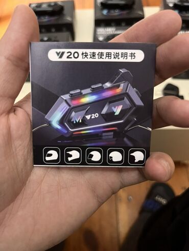 Qulaqcıqlar: Motosiklet dəbilqəsi üçün Y20 Wireless Earphone Xüsusiyyətlər: - — 2