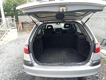 Toyota Avensis: 2001 г., 1.8 л, Механика, Бензин, Универсал