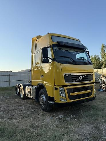 фуры тягач: Тягач, Volvo, 2012 г., Без прицепа — 3