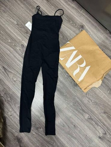 cigaret pantalone zara: Zara, M (EU 38), bоја - Crna