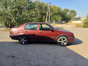 венто талас: Volkswagen Vento: 1993 г., 1.8 л, Механика, Седан — 6