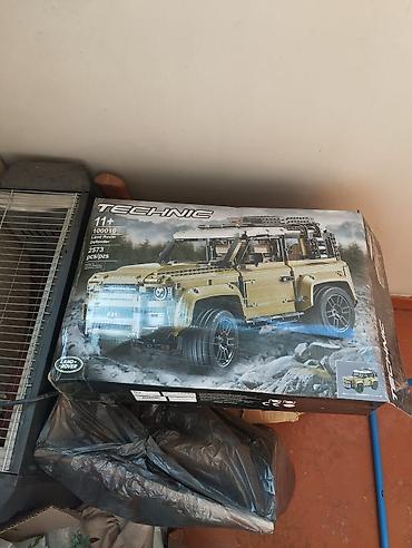 Конструктор TECHNIC Land Rover Defender - Набор для сборки at lalafo.kg Конструктор TECHNIC Land Rover Defender - Набор для сборки