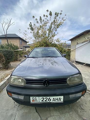 Volkswagen: Volkswagen Golf: 1992 г., 1.8 л, Механика, Бензин, Хэтчбэк — 1
