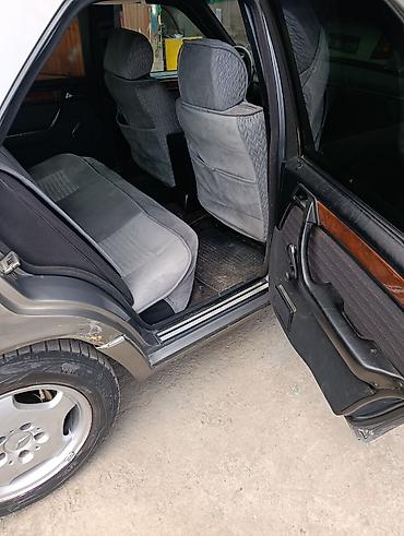 Mercedes-Benz: Mercedes-Benz E-Class: 1990 г., 2 л, Ручные, Бензин — 4