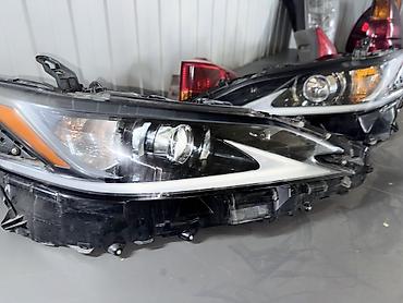 Передние фары: Комплект передних фар Lexus 2020 г., Б/у, Оригинал, США — 3