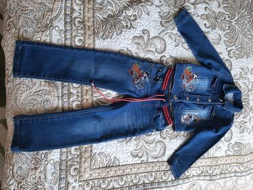 сауна девочками в Кыргызстан | ОТДЕЛОЧНЫЕ РАБОТЫ: Костюм джинсы и курточка на девочку 104 см. В отличном состоянии