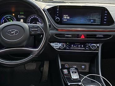 Hyundai Sonata: 2022 г., 2 л, Автомат, Гибрид, Седан — 4