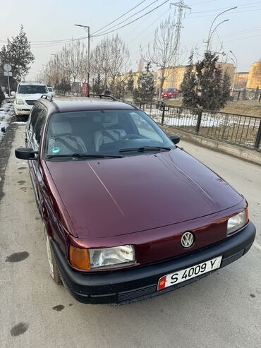 пассат ю4: Volkswagen Passat: 1991 г., 1.6 л, Механика, Бензин, Универсал