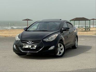 balaca maşın: Hyundai Elantra: 1.8 l | 2013 il Sedan