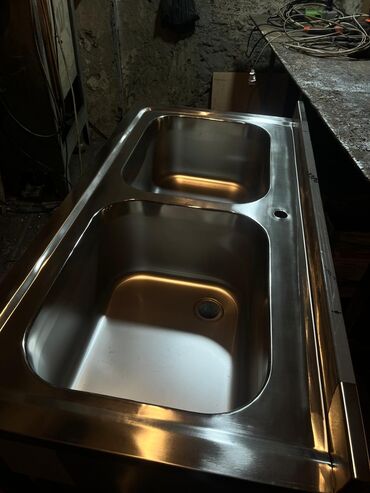 Digər restoran, kafe avadanlığı: Peşəkar mətbəx avadanlıqları paketi Tərkib: - Şüşə qapılı vitrindən — 3