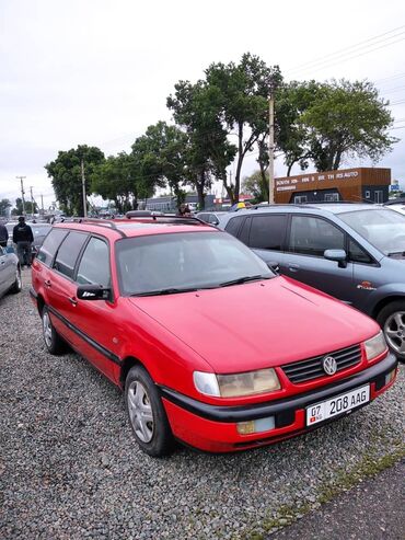 Volkswagen: Volkswagen Passat: 1995 г., 1.8 л, Механика, Бензин, Универсал