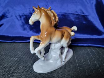 Ostali antikviteti: Figura nova 1935 do 1972g.Carl Scheidig Grafenthal Nemacka. Figura na lalafo.rs — 13 Ostali antikviteti: Figura nova 1935 do 1972g.Carl Scheidig Grafenthal Nemacka. Figura — 13