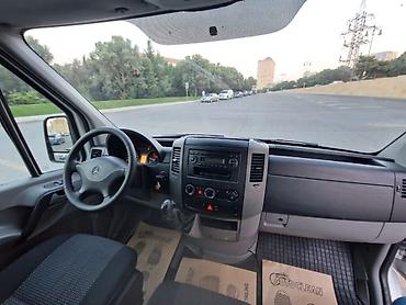 sprinter oturacaq: Mercedes-Benz Sprinter: 2.2 l | 2007 il Van body type — 10