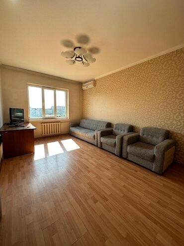 Продажа квартир: 3 комнаты, 72 м², 105 серия, 8 этаж, Старый ремонт