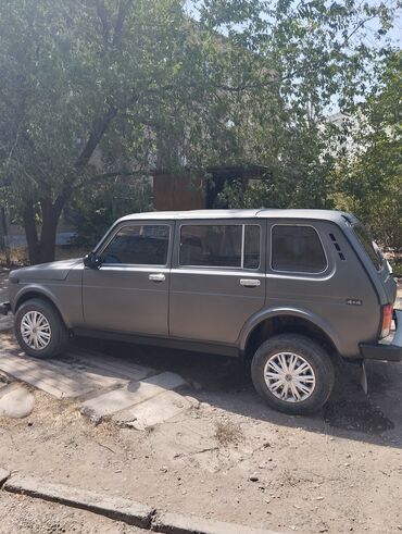 двигатель нива 1.7 купить бу: ВАЗ (ЛАДА) 4x4 Нива: 2006 г., 1.7 л, Механика, Бензин, Внедорожник