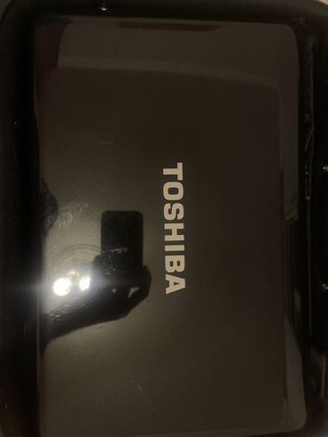 Masaüstü kompüterlər və iş stansiyaları: İşlənmiş Toshiba, 15.6 ", Intel Core i3, 512 GB, Ünvandan götürmə, Pulsuz çatdırılma, Ödənişli çatdırılma
