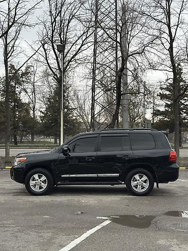 Toyota: Toyota Land Cruiser: 2012 г., 4.6 л, Автомат, Газ, Внедорожник — 2