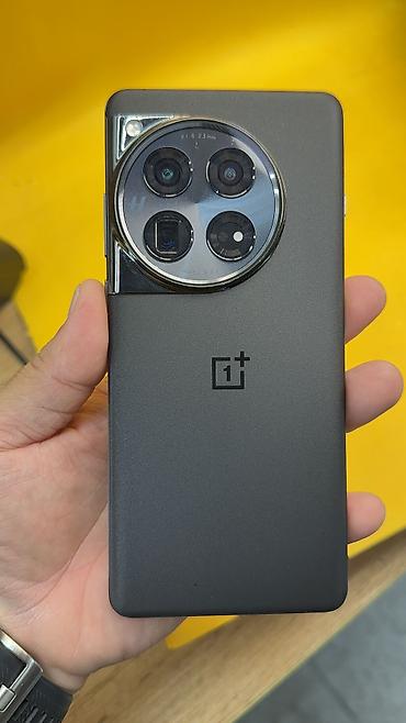 oneplus 12 бу: OnePlus 12, Б/у, 1 ТБ, 2 SIM — 2