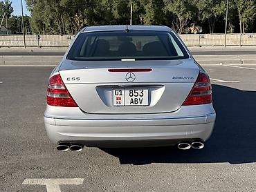 овальный: Mercedes-Benz E-класс AMG: 2004 г., 2.4 л, Автомат, Бензин, Седан — 7