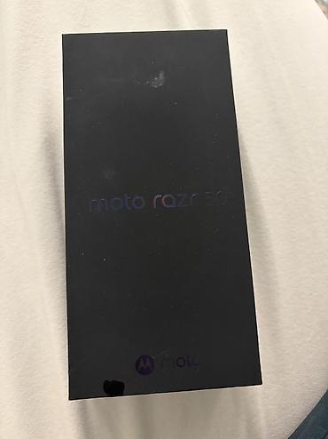 nokia 88: Motorola Razr 50 Раскладушка с Чехлом. Состояние как у нового, лишь — 3