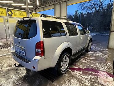 Nissan: Nissan Pathfinder: 2006 г., 4 л, Типтроник, Газ, Внедорожник — 6