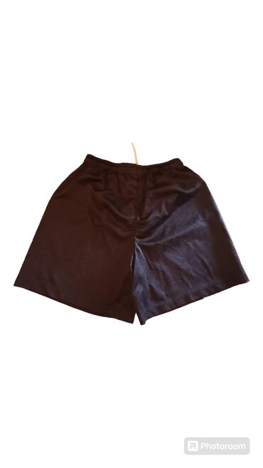 muški prsluci akcija: Shorts Umbro, M (EU 38), color - Brown