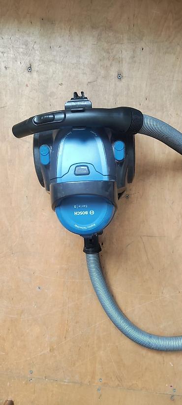 tozsovran: Bosch Serie 2 tozsoran – kisəsiz (Bagless Technology) Xüsusiyyətlər — 2