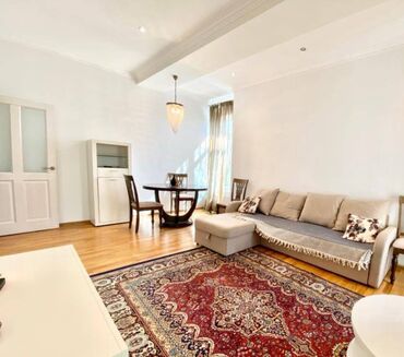 риэлторские услуги: 2 комнаты, 54 м², Индивидуалка, 5 этаж, Евроремонт