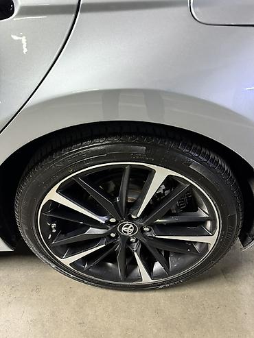 Toyota: Toyota Camry: 2018 г., 2.5 л, Бензин, Седан — 7