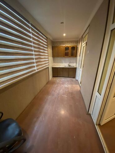 Uzunmüddətli kirayə mənzillər: Durujba Kinoteatırının yanında 5 mərtəbəli binanın 1-ci mərtbəsi 3 -da lalafo.az — 7 Uzunmüddətli kirayə mənzillər: Durujba Kinoteatırının yanında 5 mərtəbəli binanın 1-ci mərtbəsi 3 — 7