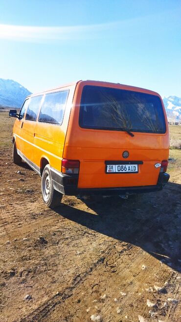 Volkswagen: Volkswagen Transporter: 1991 г., 2.3 л, Механика, Бензин, Минивэн — 4